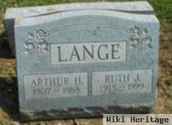 Arthur H Lange