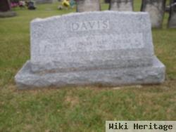 Merton Davis