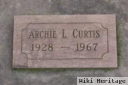 Archie L Curtis