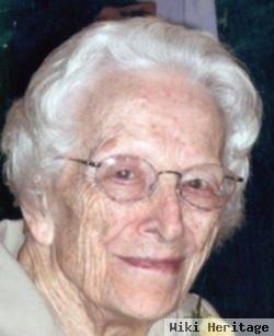 Barbara C Mullett Hoyt