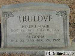 Suzanna Smith Trulove