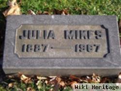 Julia Mikes