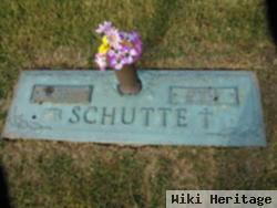 Dora E. Schutte