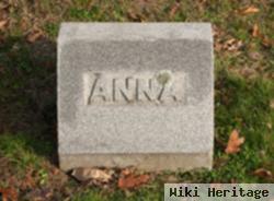 Anna F Knapp