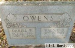 Daniel W Owens