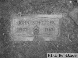 John S Houdek