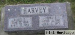 Leslie E Harvey