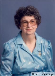 Dorothy R Frauenholz Mcartor