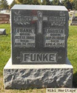 Agusta M. Recker Funke