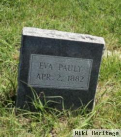 Eva Pauly