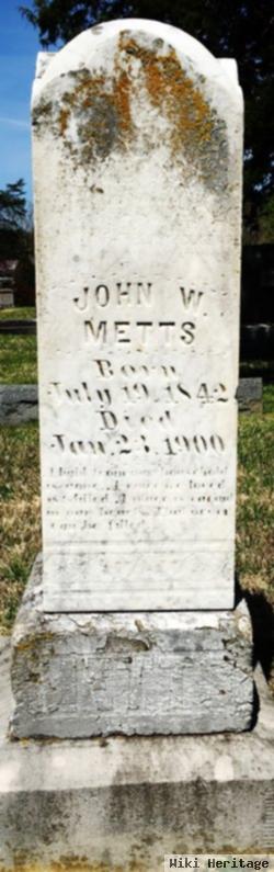 John W Metts