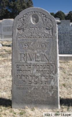 Benjamin D Rivlin