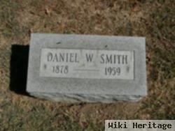 Daniel W Smith