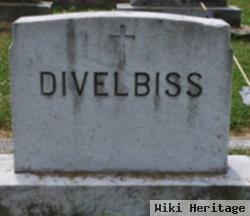 Jean E Jones Divelbiss