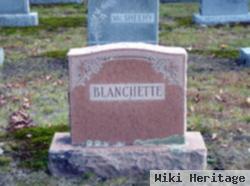 Yvonne V Giguere Blanchette