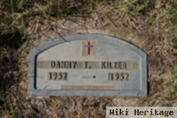 Danny T Kilzer