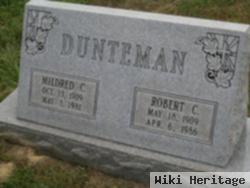 Robert C Dunteman