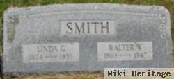 Linda G Smith