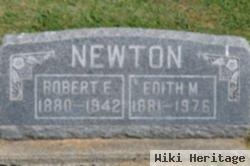 Robert E Newton