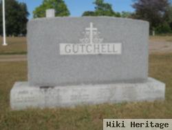 Phillip C Gutchell