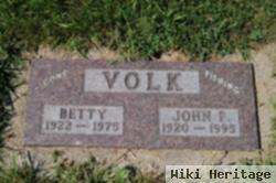 Beatrice "betty" Wilt Volk