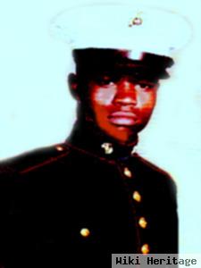 Pfc Robert Earl Sanders