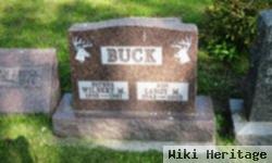 Leroy M Buck