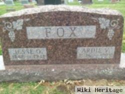 Jesse O Fox