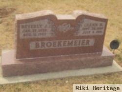 Beverly J Broekemeier