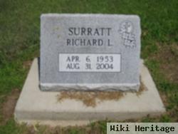 Richard L Surratt