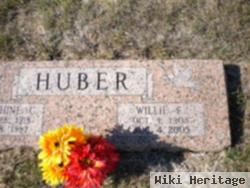 Willie E Huber