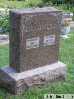 Thomas H Straavaldson