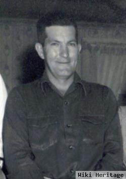 Russell Earnie Davis, Sr