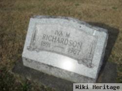 Iva M Richardson