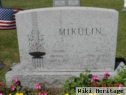 Flora Marucci Mikulin