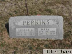 Lester L Perkins