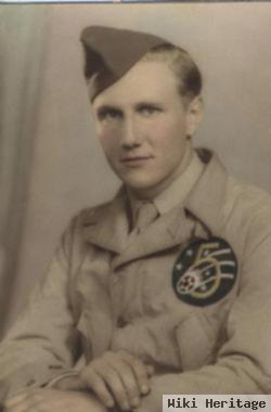 Pfc Frank L. Broesamle