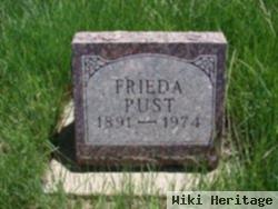 Frieda Pust