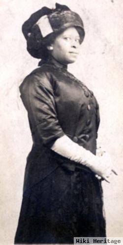 Mrs Sarah Frances "fannie" Pendleton Yeizer