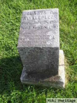 Gladys C Winklepleck