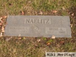 Benjamin L Naelitz