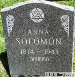 Anna Solomon