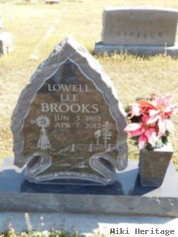 Lowell Lee Brooks