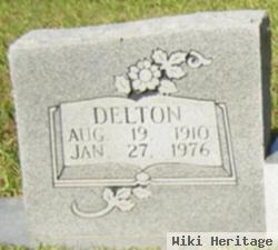 Delton Arnold