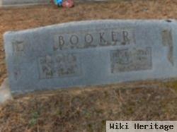 Lillie Hutto Booker