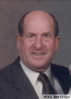 Elmer "dean" Flietner