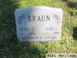 Lawrence H Braun