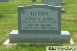 Robert R Glenn