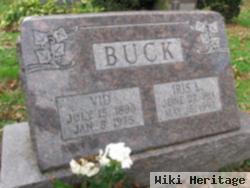 Iris L Buck