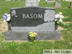Lester Irl Basom